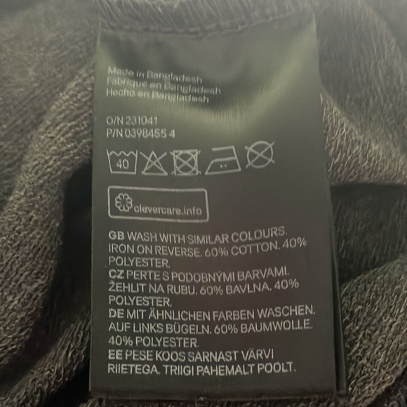 H&M divided-With My Witches top- perfect amazing condition - Picture 6 of 6